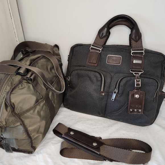 Tumi Messenger Laptop Bag Travel Set - Picture 2 of 16